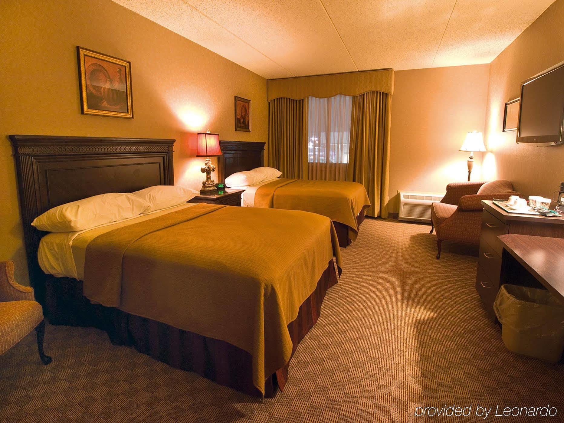 Salvatores Grand Hotel Williamsville Zewnętrze zdjęcie